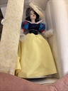WALT DISNEY SNOW WHITE & SEVEN DWARFS PORCELAIN DOLLS SET OF 8 BOXED & 745 /2500 image