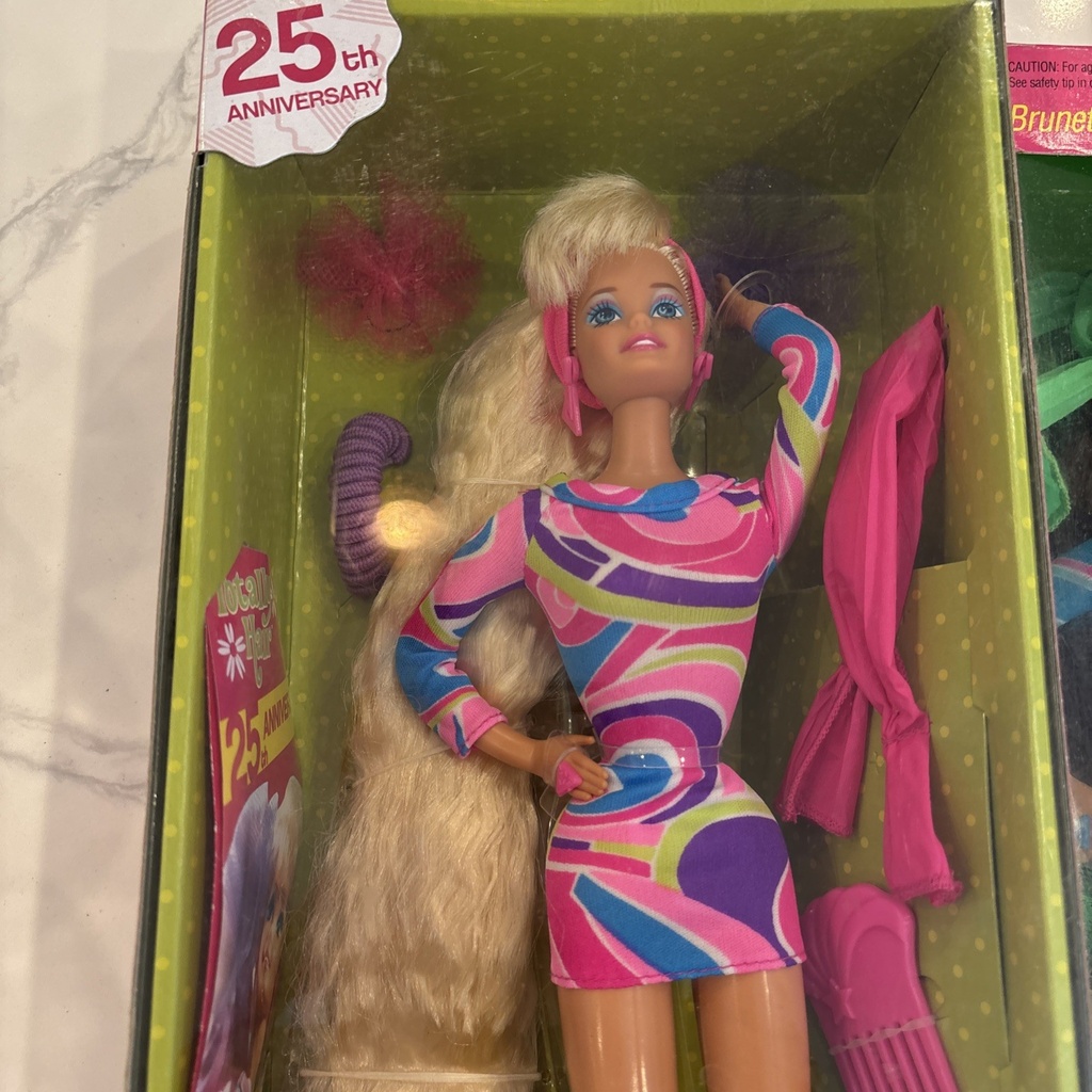 1991 NRFB Totally Hair BLOND & BrunetteBarbie Mattel NEW w DEP GEL image