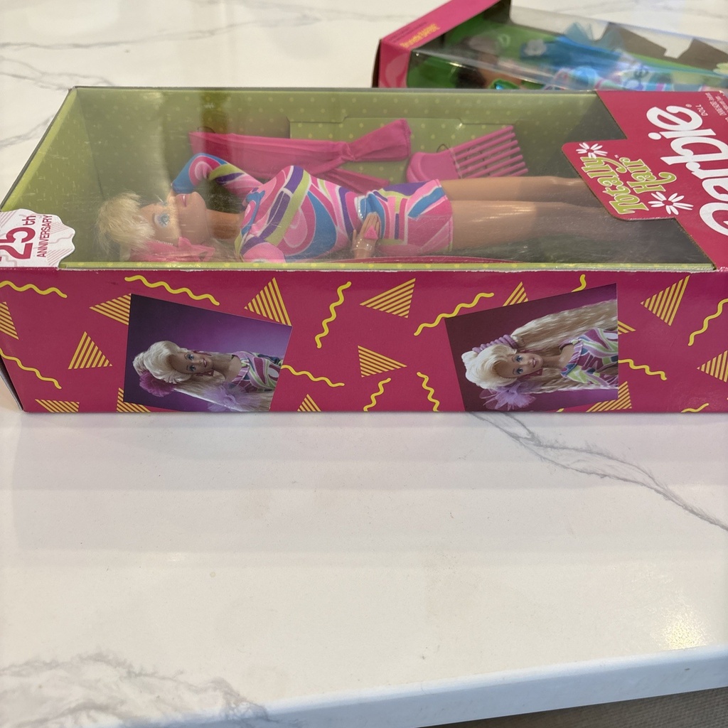 1991 NRFB Totally Hair BLOND & BrunetteBarbie Mattel NEW w DEP GEL image