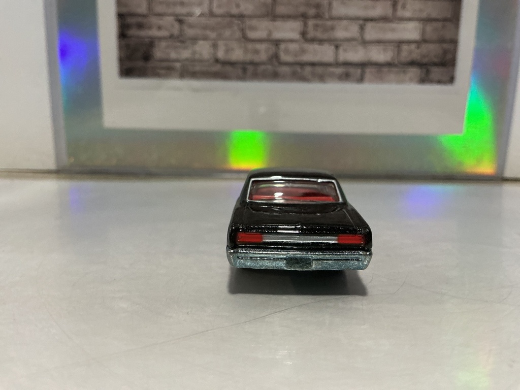 1/64 SCALE HOTWHEELS- ‘64 PONTIAC GTO image