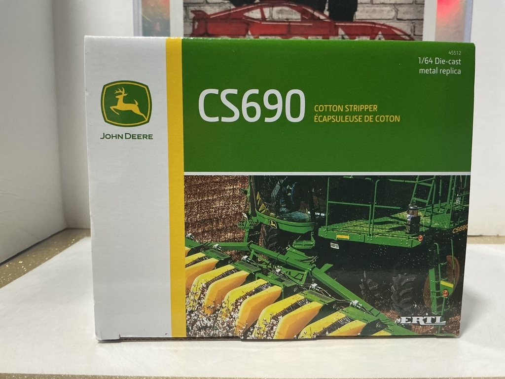 1/64 ERTL JOHN DEERE CS690 COTTON STRIPPER image