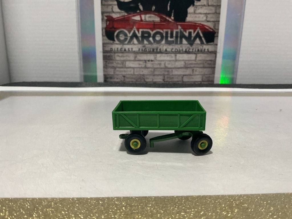 1:64 ERTL JOHN DEERE WAGON [NO BOX] image