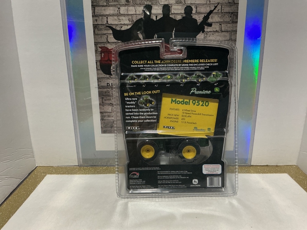 1/64 - ERTL - PREMIERE JOHN DEER MODEL 9520 image