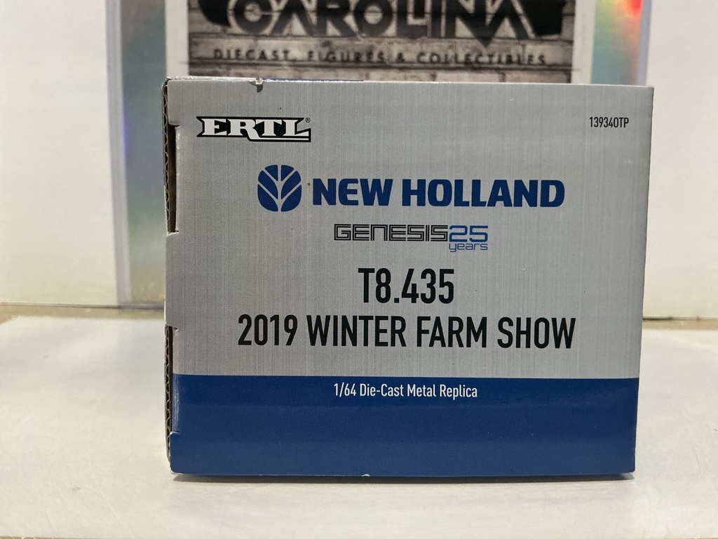 1/64 - ERTL - NEW HOLLAND GENESIS T8.435 2019 WINTER FARM SHOW image