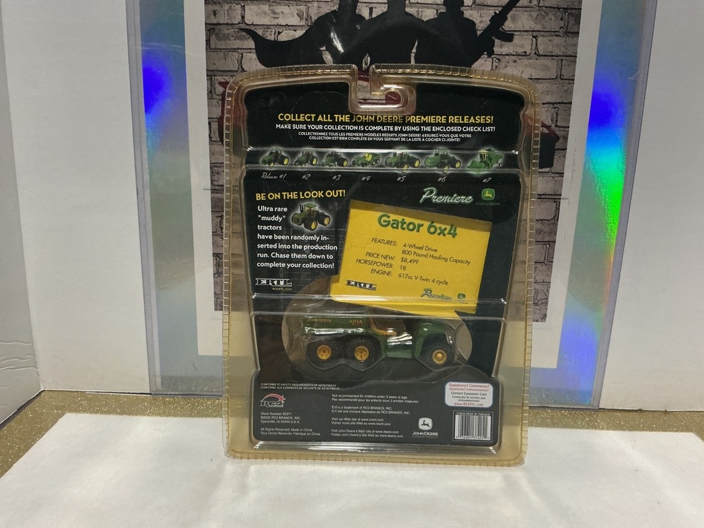 1/64 - ERTL - PREMIERE JOHN DEER GATOR 6X4 DIRTY VARIANT image