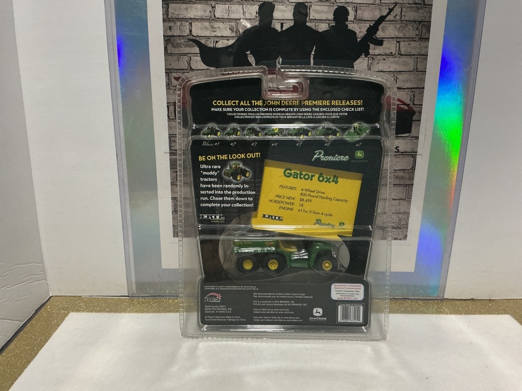 1/64 - ERTL - PREMIERE JOHN DEER RELEASE #4 GATOR 6X4 image
