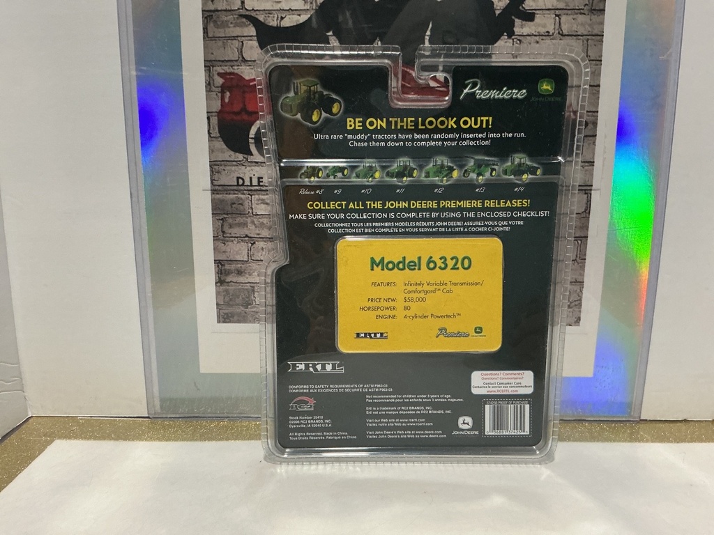 1/64 - ERTL - PREMIERE JOHN DEER MODEL 6320 image