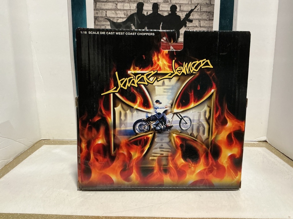 1/18 SCALE WEST COAST CHOPPERS- DOMINATOR SCUFF ON BOX image