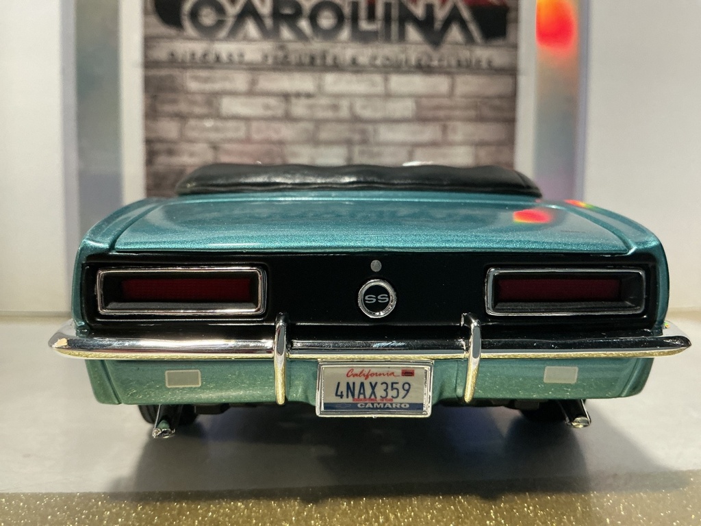 1:18 MAISTO 1969 CHEVROLET CAMARO BLUE SS 396 ON BLACK image