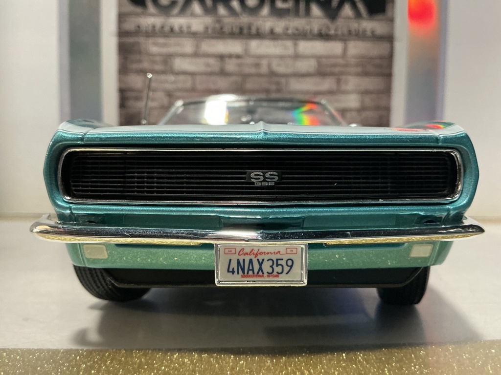 1:18 MAISTO 1969 CHEVROLET CAMARO BLUE SS 396 ON BLACK image