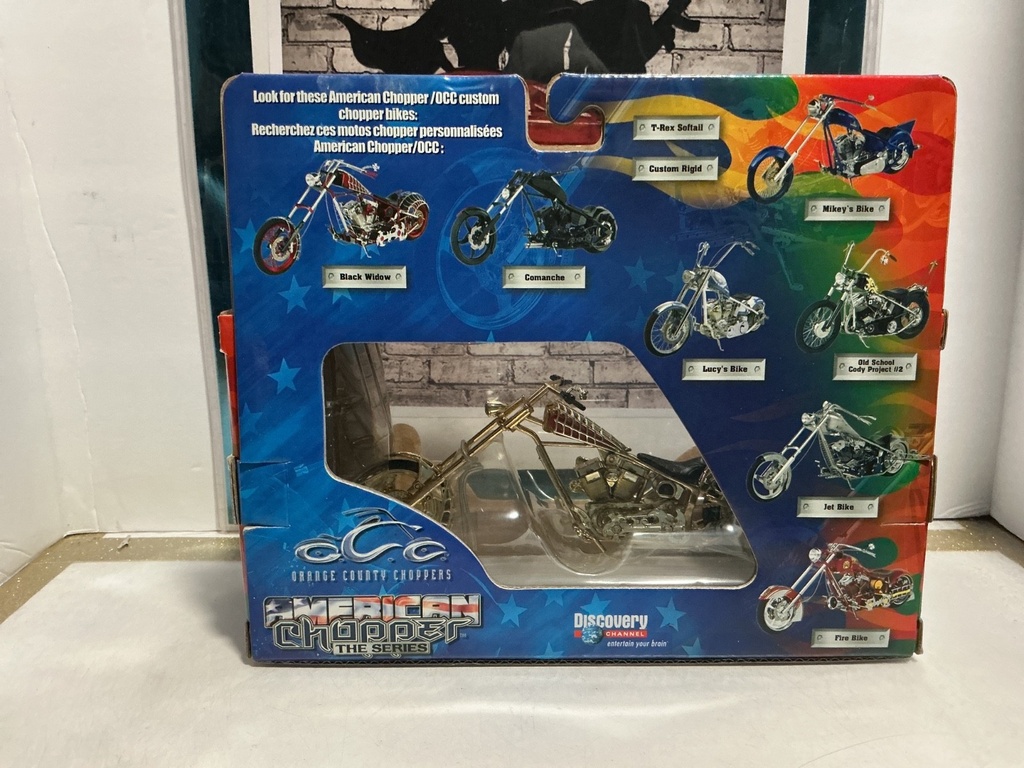 1/18 SCALE O.C.C. CHOPPERS - BLACK WINDOW LIMITED EDITION [GOLDEN] image