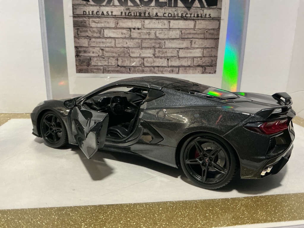 1:18 MAISTO 2020 CORVETTE GRAY/ON BLACK image