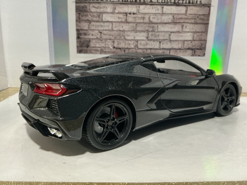 1:18 MAISTO 2020 CORVETTE GRAY/ON BLACK image
