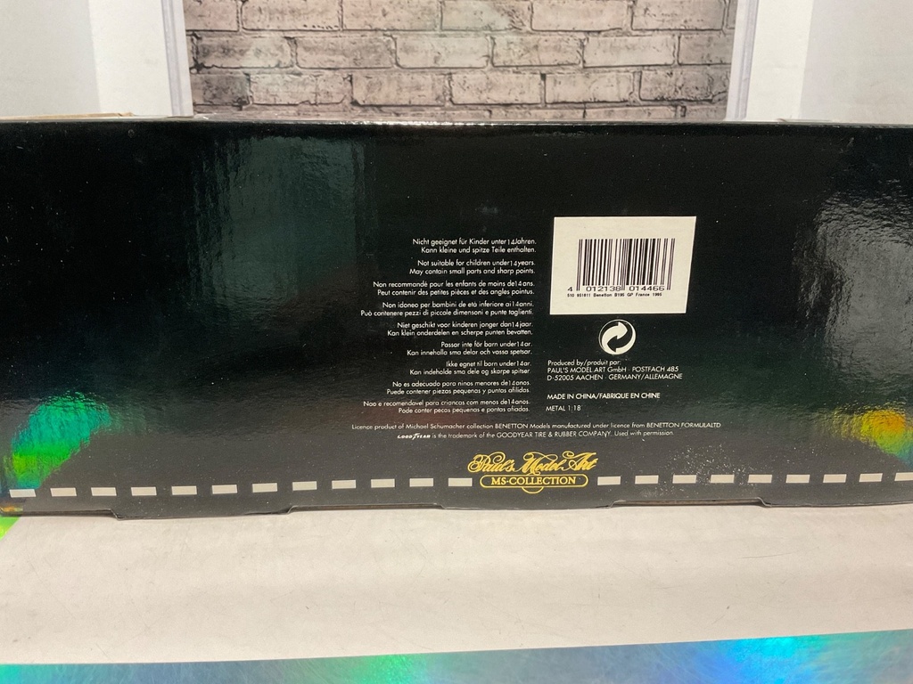 1:18 Minichamps MICHAEL SCHUMACHER BENNETTON RENAULT B195 WORLD CHAMPION 1995 image