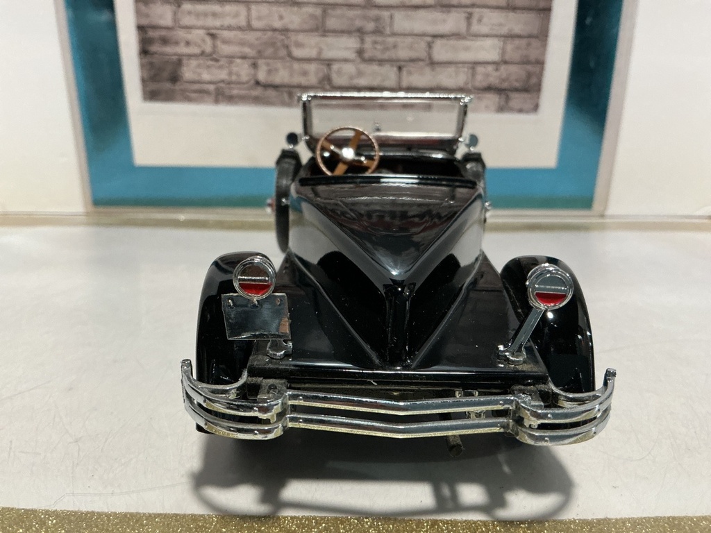 1/24 DANBURY MINT THE 1927 STUTZ BLACK HAWK image