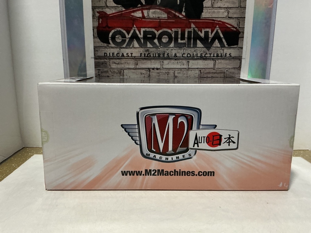 1/24 M2 MACHINES - 1970 DATSUN 510 JPN01 [BLACK/RED STRIPE] image
