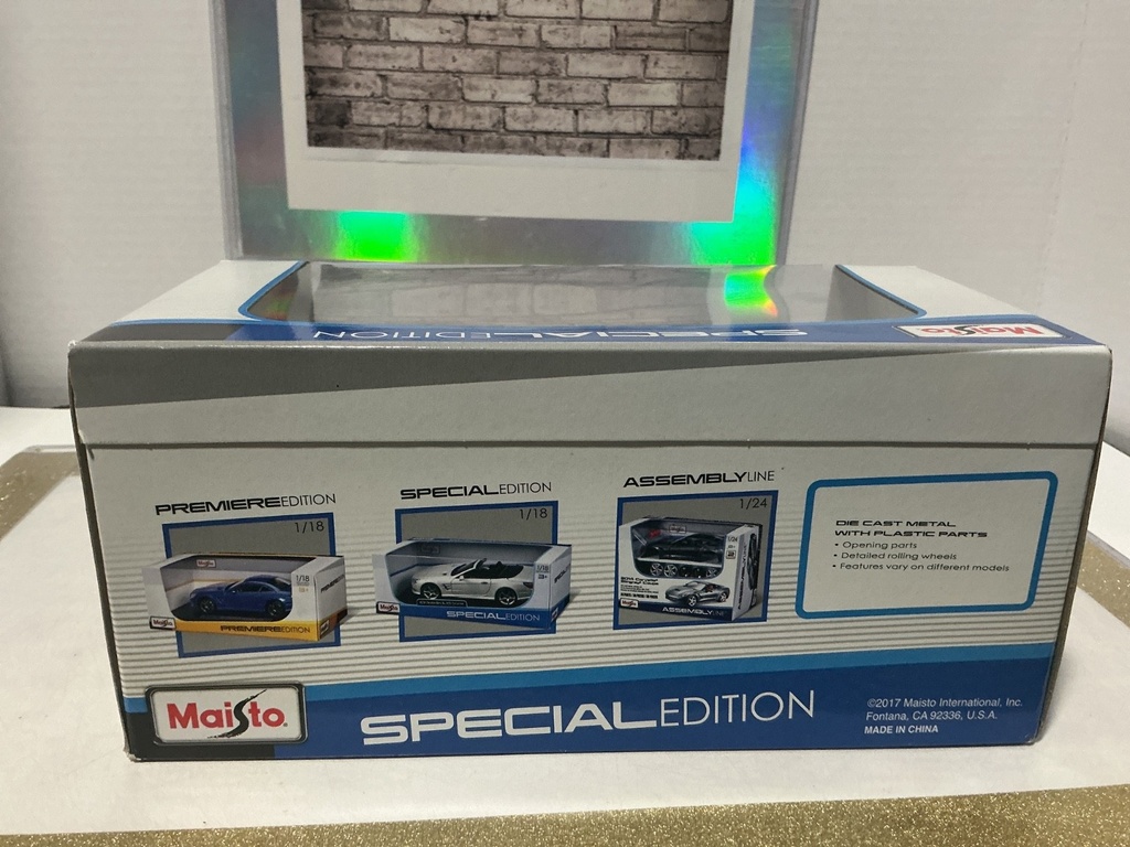 1/24 1970 CORVETTE SPECIAL EDITION  [BLUE ON BLACK] image