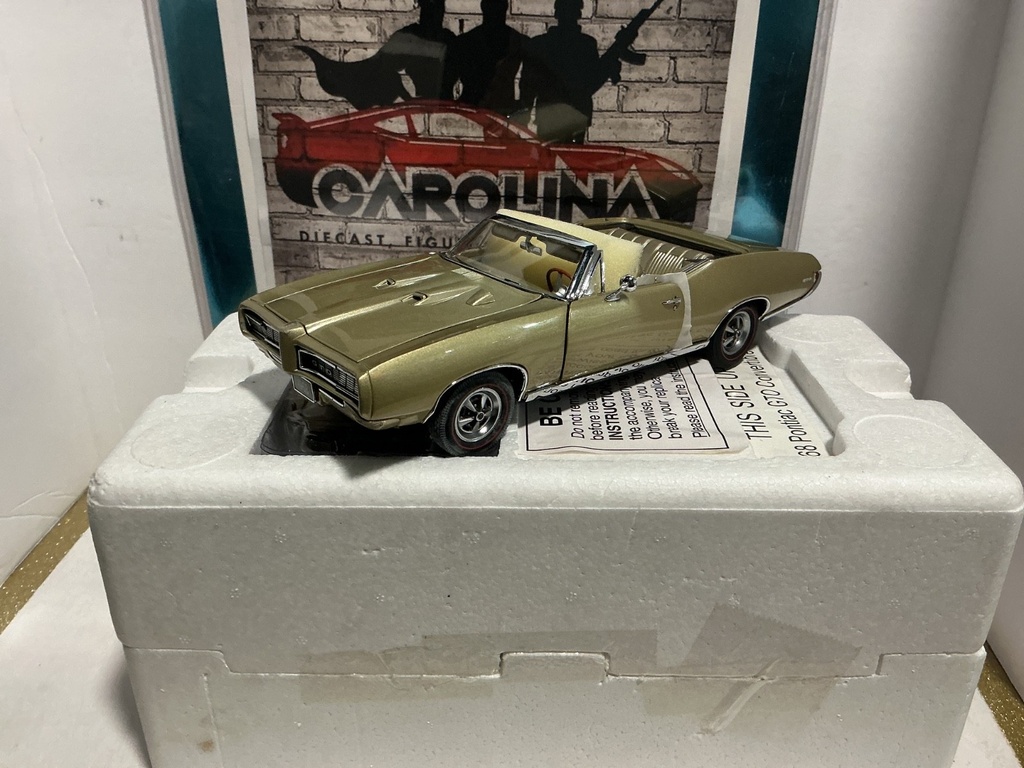 1/24 1968 PONTIAC GTO CONVERTIBLE image