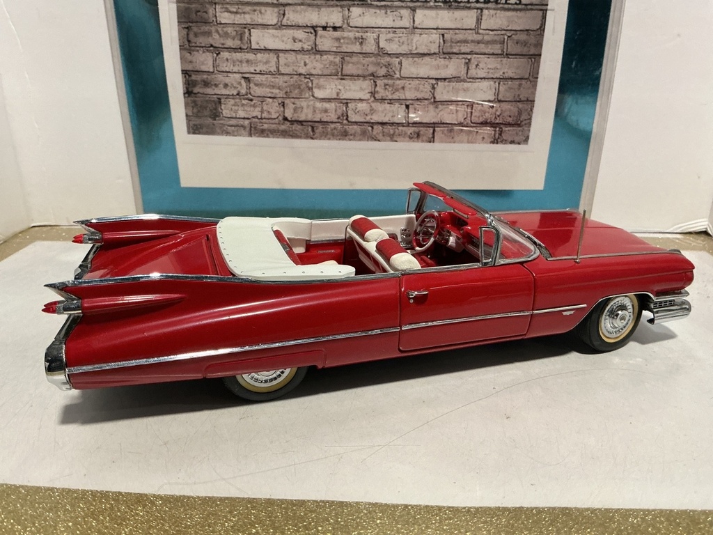 1/24 DANBURY MINT 1959 CADILLAC SERIES 62 image