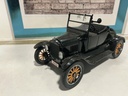 1/24 DANBURY MINT BLACK 1925 FORD MODEL T RUNABOUT image