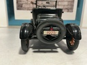 1/24 DANBURY MINT BLACK 1925 FORD MODEL T RUNABOUT image