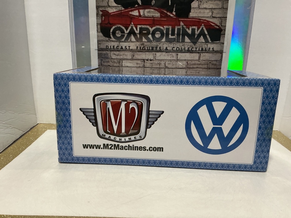 1/24 M2 MACHINES - 1952 VW BEETLE DELUXE MODEL [BROWN] image