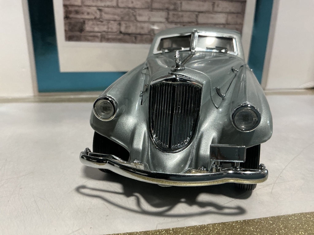 1/24 DANBURY MINT [SILVER] 1933 PIERCE SILVER ARROW image