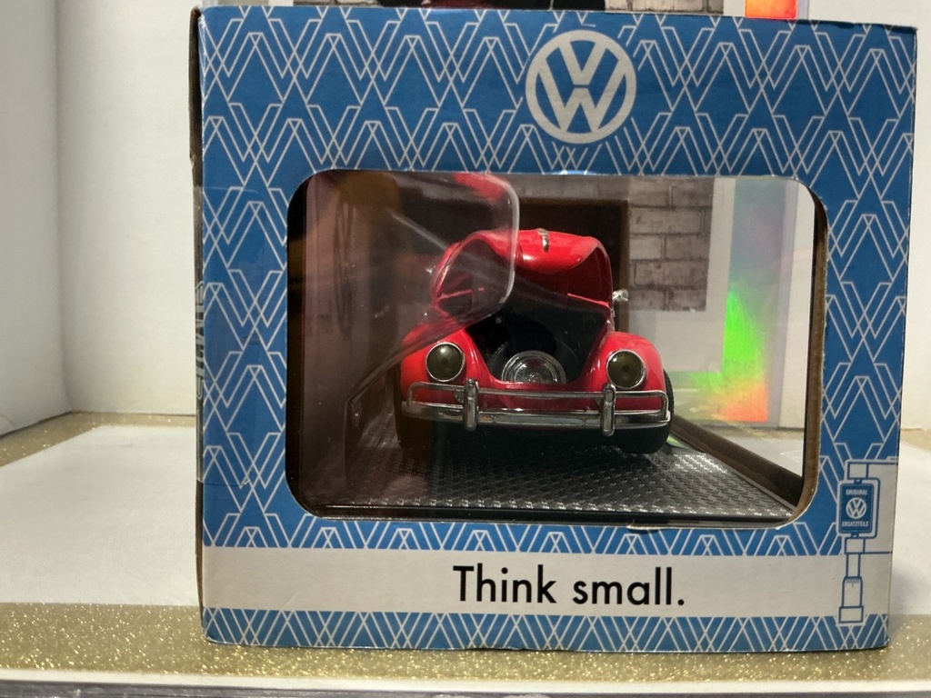 1/24 M2 MACHINES - 1959 VW BEETLE DELUXE MODEL R85 [RED] image