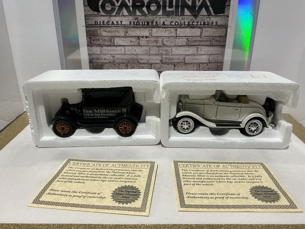 1/24 NATIONAL MOTOR MINT - 1924 FORD MODEL T TOURING/1932 FORD 18 V-8 CABRIOLET image