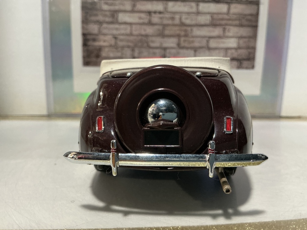 1/24 FRANKLIN MINT - 1941 Lincoln Continental [LIGHT RASHES/MISSING MRROR] image