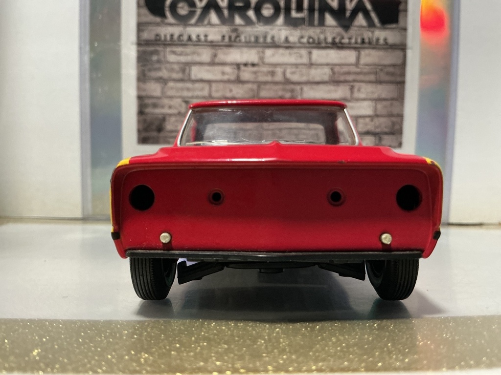 1/24 LIBERTY CLASSICS - 1967 CHEVY RED/YELLOW BANK TRUCK [DAMAGED] image