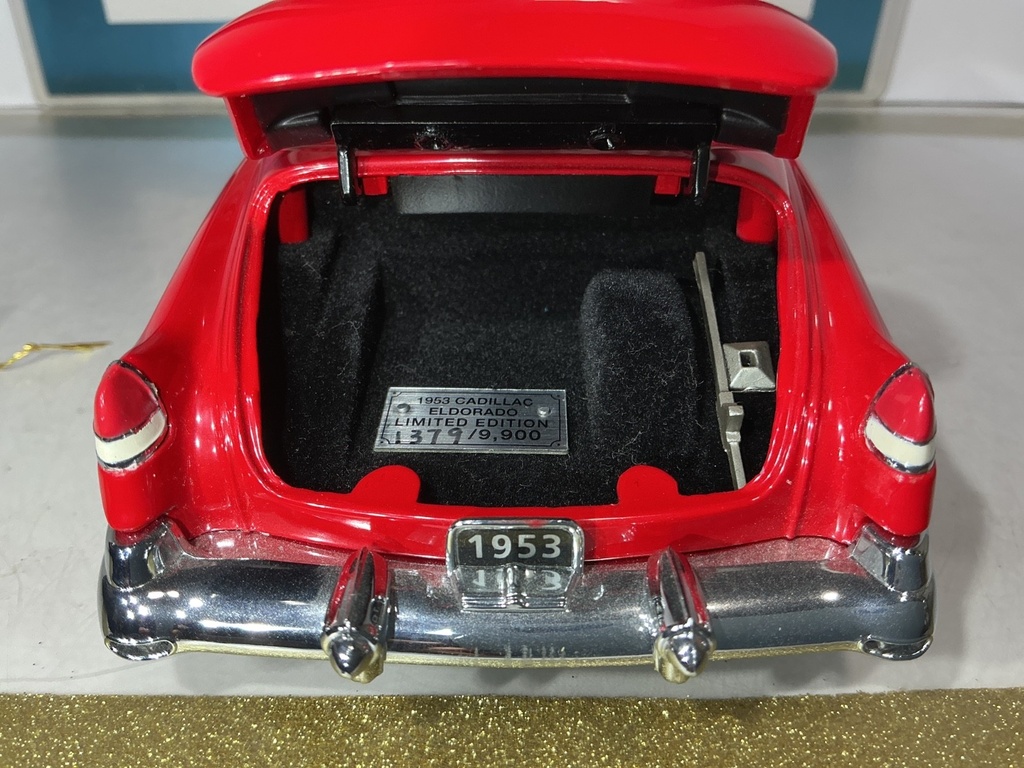 1/24 FRANKLIN MINT - 1953 CADILLAC ELDORADO RED CONVERTIBLE image