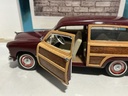 1/24 FRANKLIN MINT - 1949 FORD WOODY WAGON BURGUNDY/TAN image