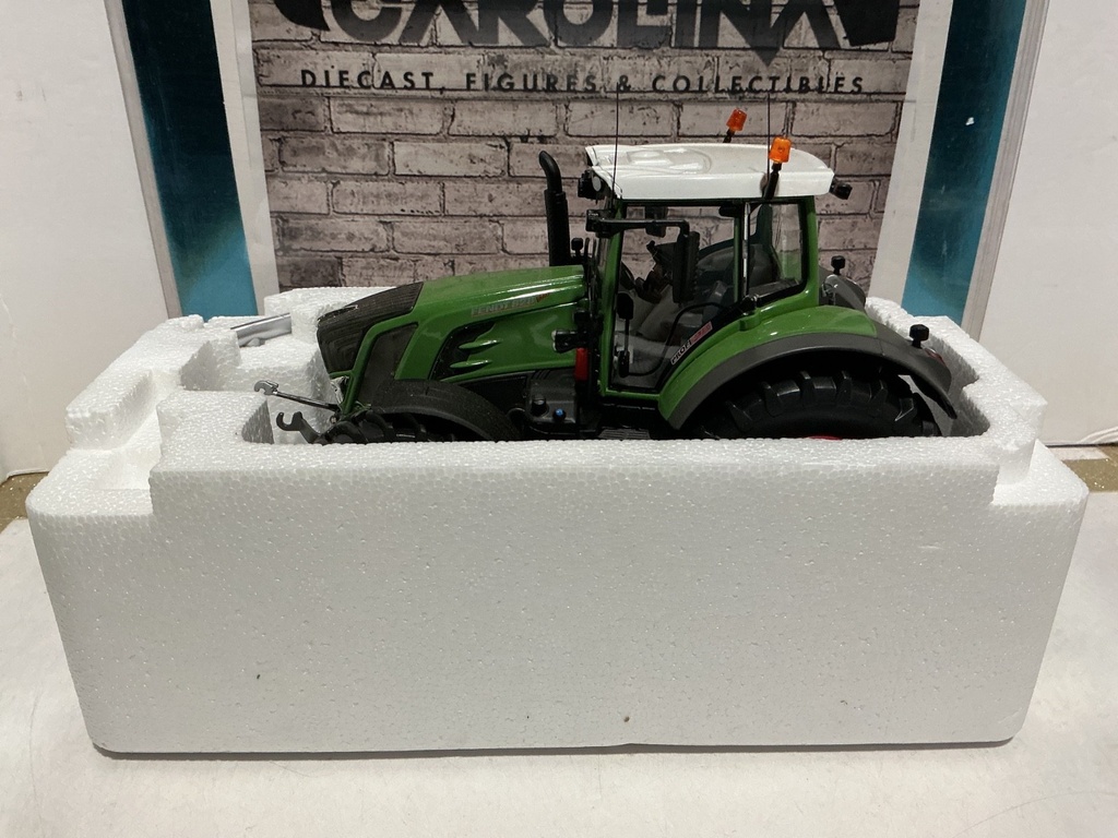 1:32 WIKING FENDT 828 VARIO image