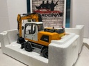 LIEBHERR 1/32 AT COLLECTIONS WHEELED HYDRAULIC EXCAVATOR ! image