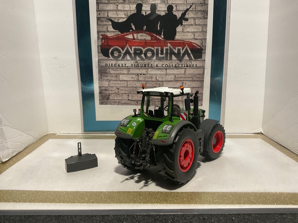 1:32 WIKING FENDT 942 VARIO image