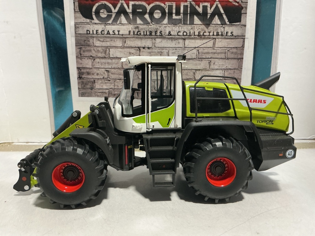 1/32 WIKING CLAAS 1812 TORION image