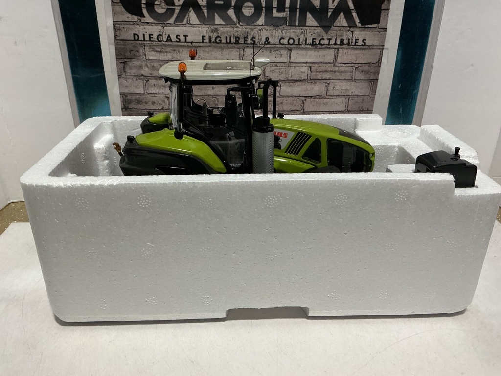 1:32 WIKING CLAAS 930 AXION image