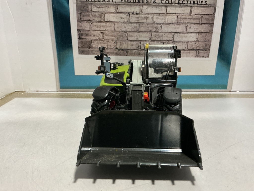 1/32 WIKING CLAAS 7044 SCORPION image