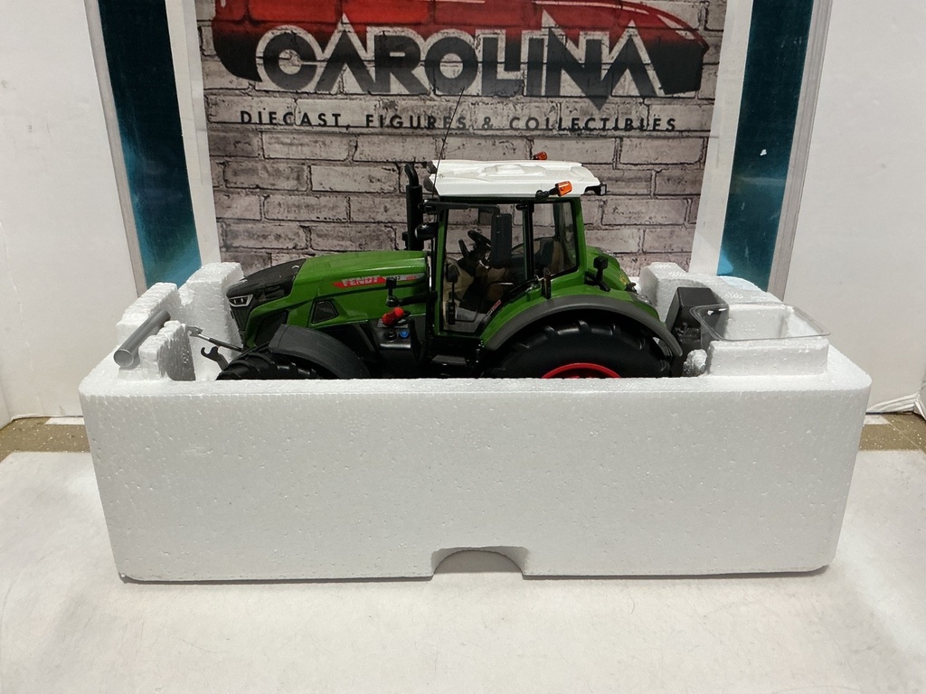 1:32 WIKING FENDT 942 VARIO image