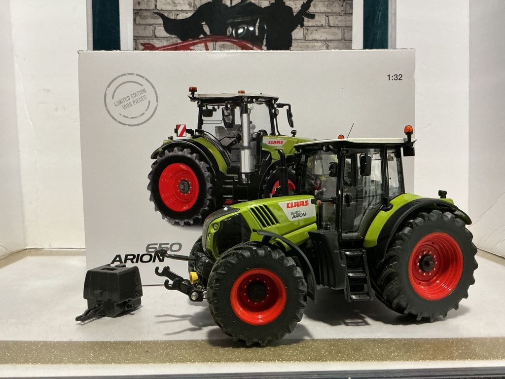 1:32 WIKING CLAAS 650 ARION image