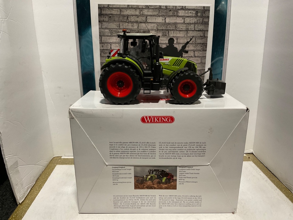 1:32 WIKING CLAAS 650 ARION LIMITED EDITION “INCORRECT BOX” STORE DISPLAY image