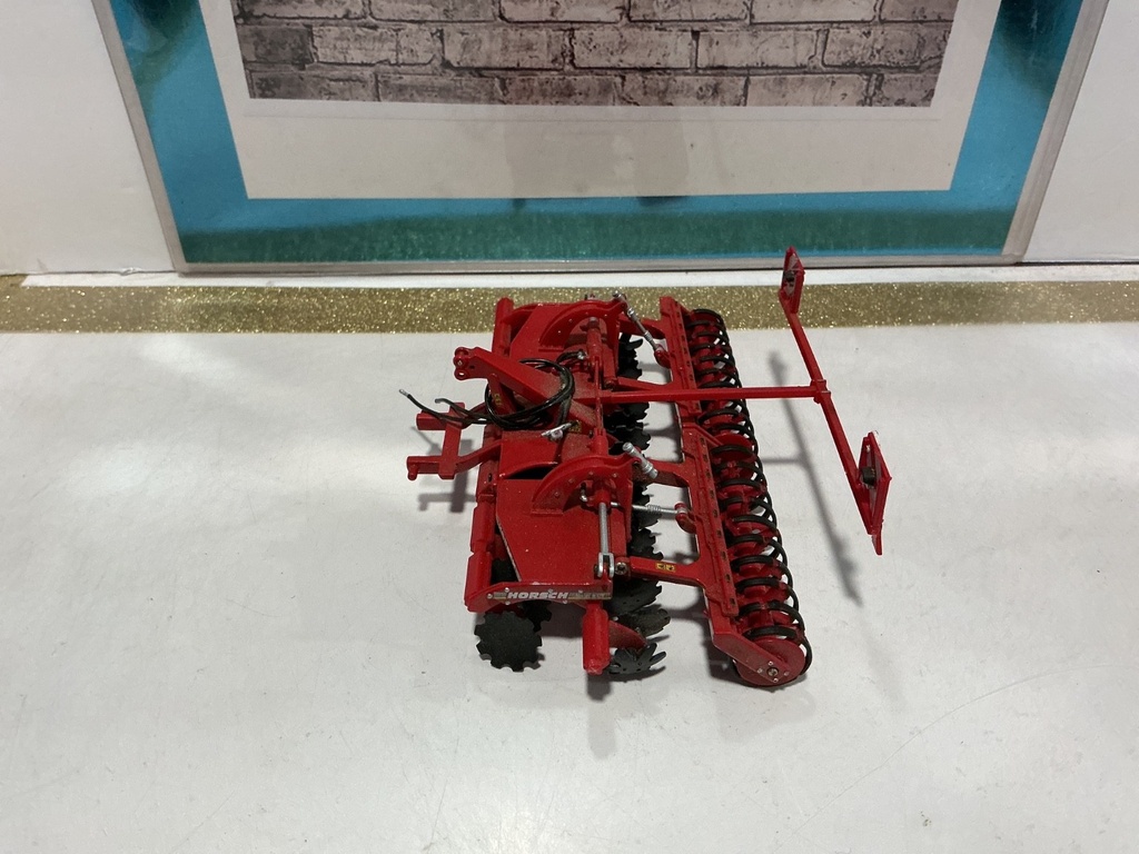 1/32 UNIVERSAL HOBBIES HORSCH JOKER PISC HARROW image