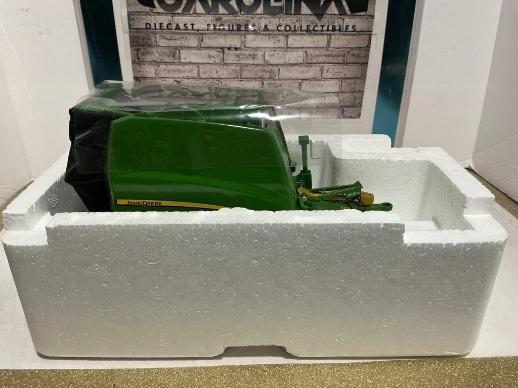 1:32 WIKING JOHN DEERE ROUND BALER 990 image