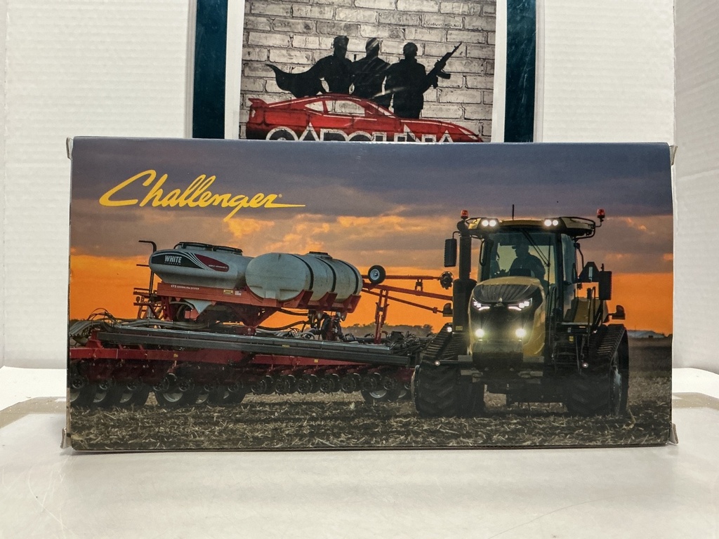 1/32 CHALLENGER MT740 image