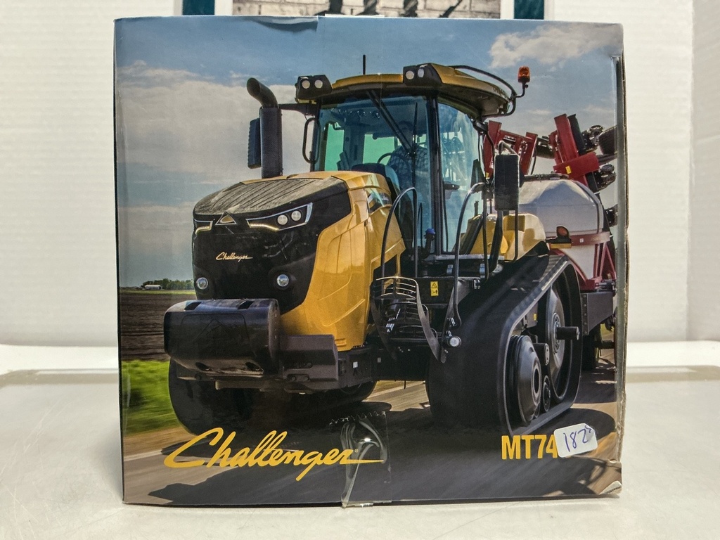 1/32 CHALLENGER MT740 image
