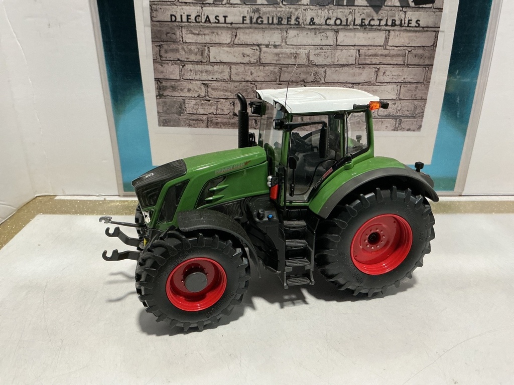 1:32 WIKING FENDT 828 VARIO image