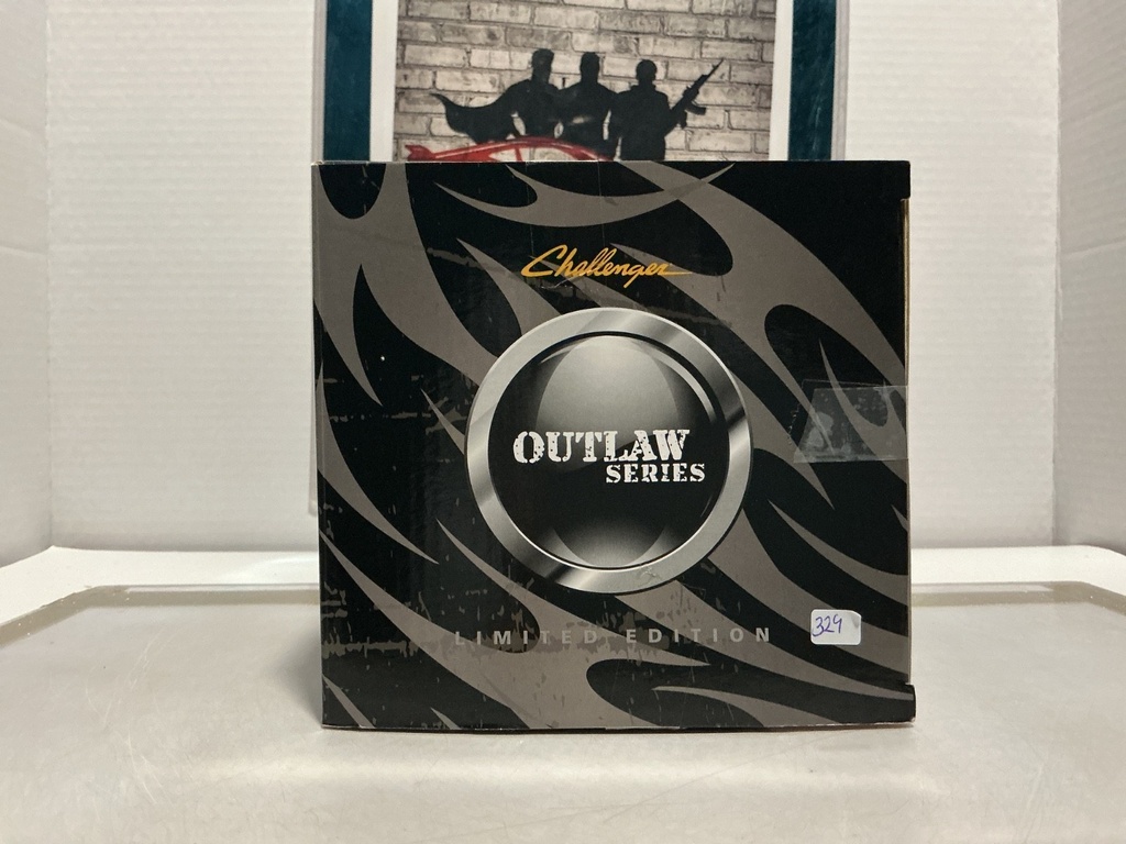 1/32 CHALLENGER OUTLAW SERIES - LIMITED EDITION T875E 237 OF 250 image