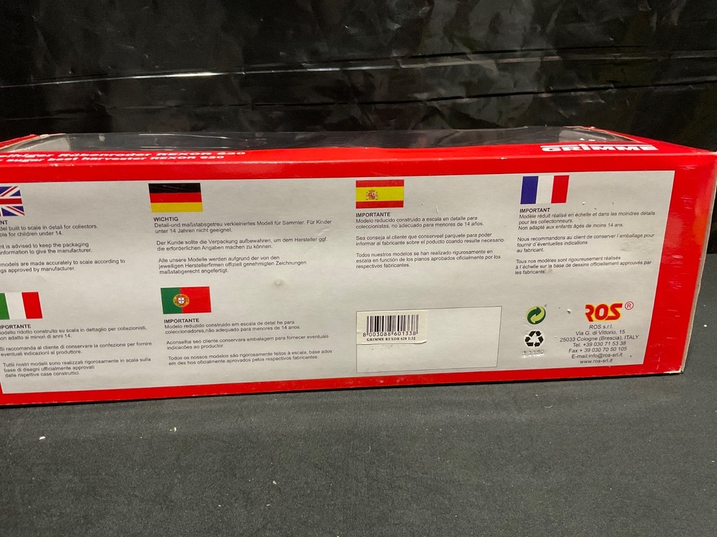 1:32 ROS MODELS GRIMME REXOR 620 BEET HARVESTER  “New Store Display Unit” image