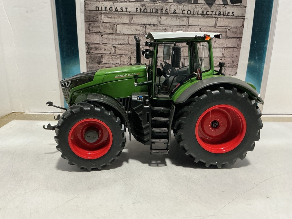 1:32 WIKING FENDT 1050 VARIO image